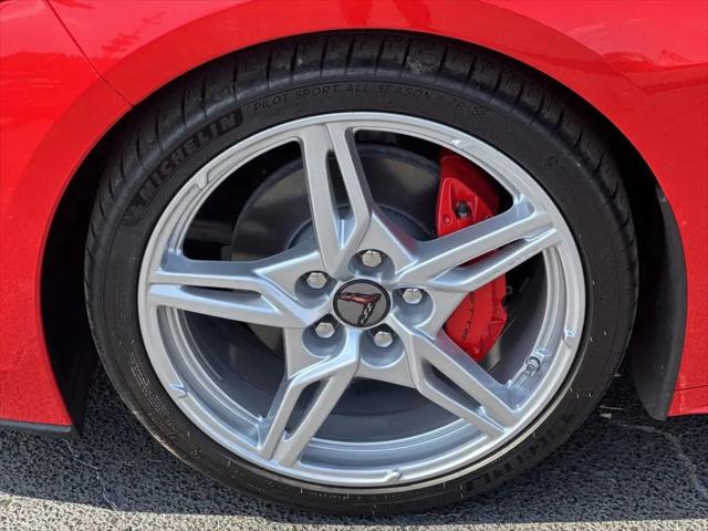 2022 Chevrolet Corvette Stingray RWD Convertible 2LT