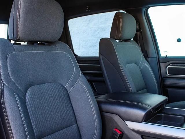 2023 Ram 1500 Big Horn Crew Cab 4x4 5'7" Box