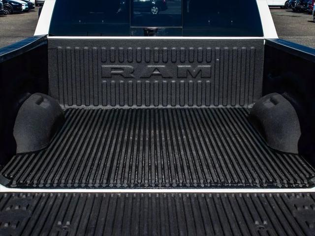 2023 Ram 1500 Big Horn Crew Cab 4x4 5'7" Box