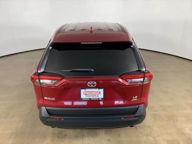 2024 Toyota RAV4 LE