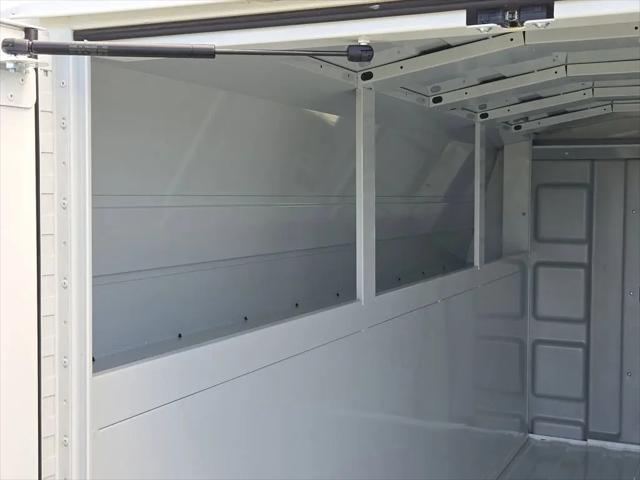 2025 GMC Savana Cutaway Work Van