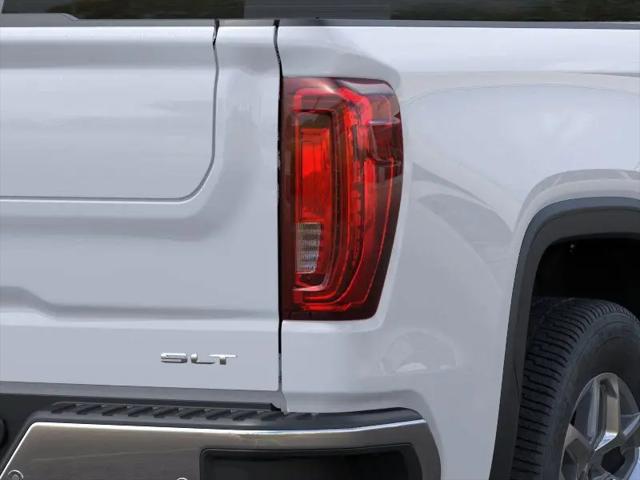 2026 GMC Sierra 1500 Crew Cab, Short Bed, SLT, RWD