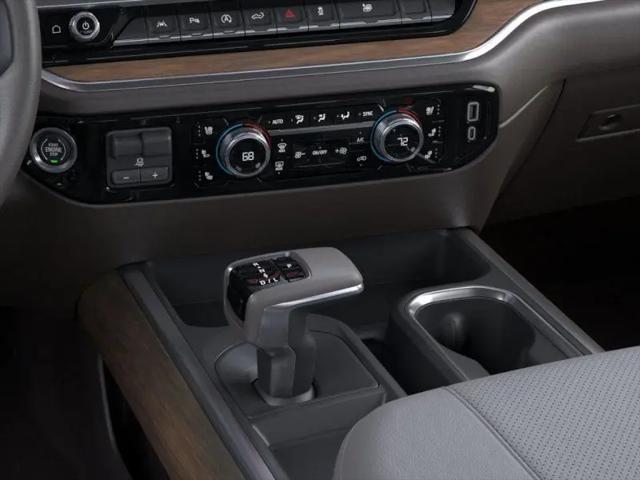 2026 GMC Sierra 1500 Crew Cab, Short Bed, SLT, RWD