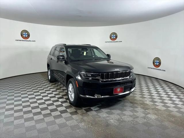 2023 Jeep Grand Cherokee L Laredo 4x4