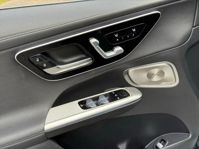 2025 Mercedes-Benz GLC SUV