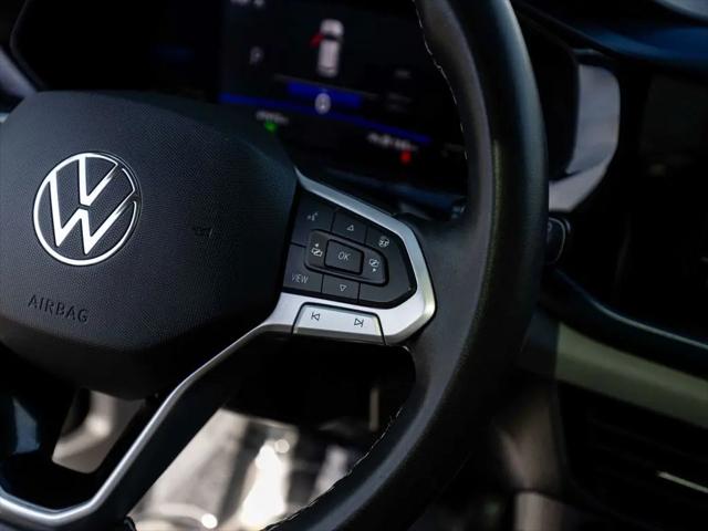 2023 Volkswagen Taos 1.5T SE