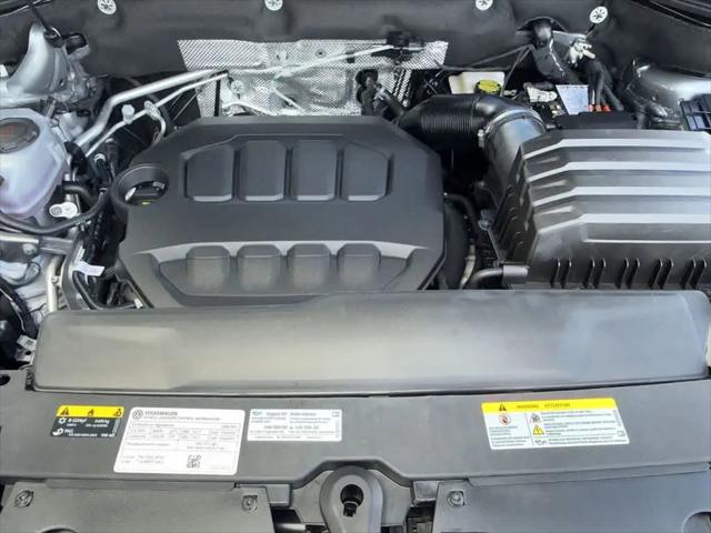 2026 Volkswagen Atlas SE with Technology