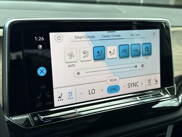 2026 Volkswagen Atlas SE with Technology