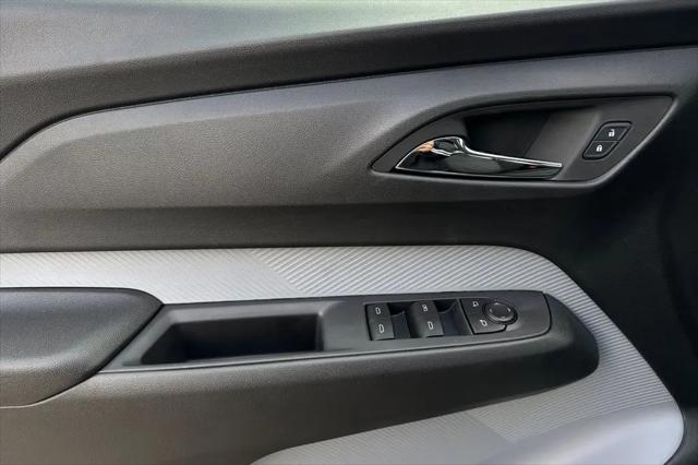 2027 Chevrolet Bolt LT FWD