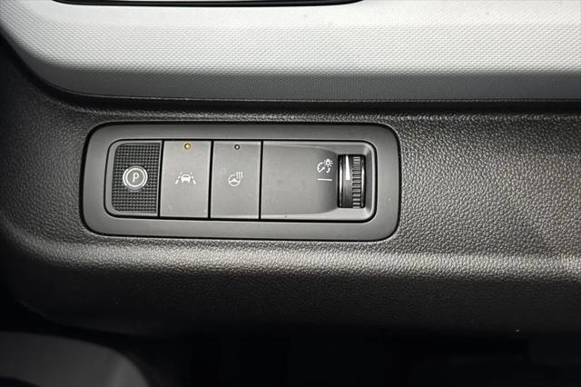 2027 Chevrolet Bolt LT FWD