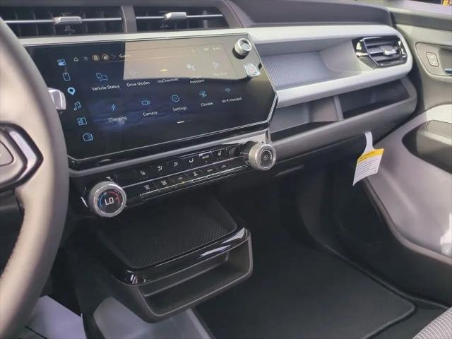 2027 Chevrolet Bolt LT FWD