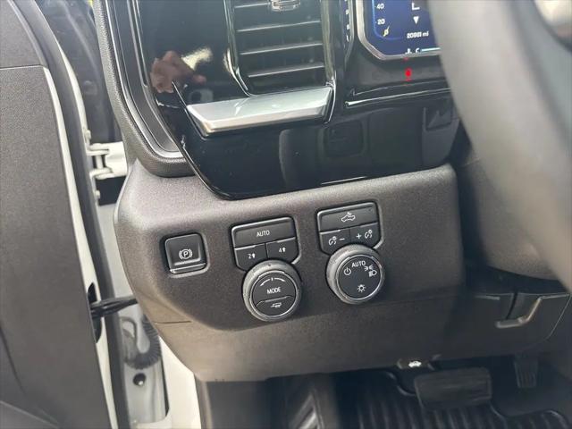 2026 Chevrolet Silverado 1500 4WD Crew Cab Standard Bed LT