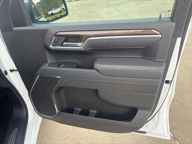 2026 Chevrolet Silverado 1500 4WD Crew Cab Standard Bed LT