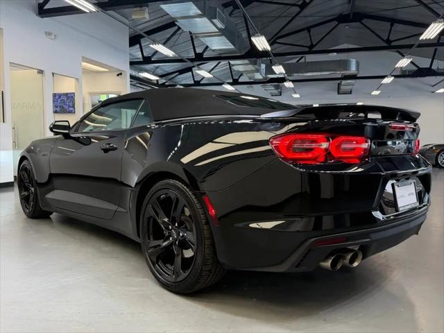 2023 Chevrolet Camaro RWD Convertible LT1