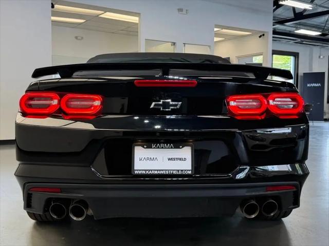 2023 Chevrolet Camaro RWD Convertible LT1