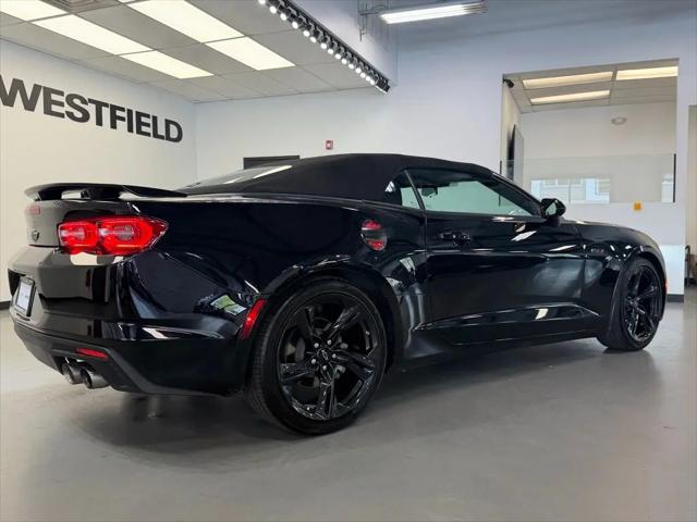 2023 Chevrolet Camaro RWD Convertible LT1