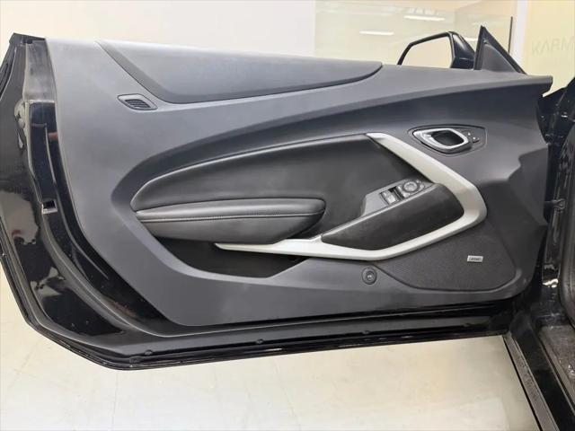 2023 Chevrolet Camaro RWD Convertible LT1