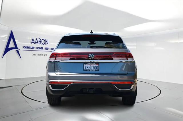 2024 Volkswagen Atlas Cross Sport 2.0T SE w/Technology