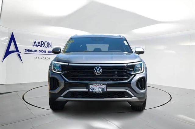 2024 Volkswagen Atlas Cross Sport 2.0T SE w/Technology