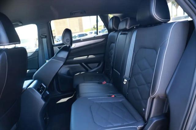 2024 Volkswagen Atlas Cross Sport 2.0T SE w/Technology