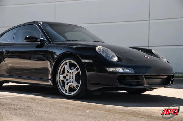 2005 Porsche 911 Carrera