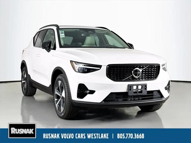2026 Volvo XC40 Plus, B5 AWD Gas (mild hybrid), Dark for sale in Thousand Oaks, CA