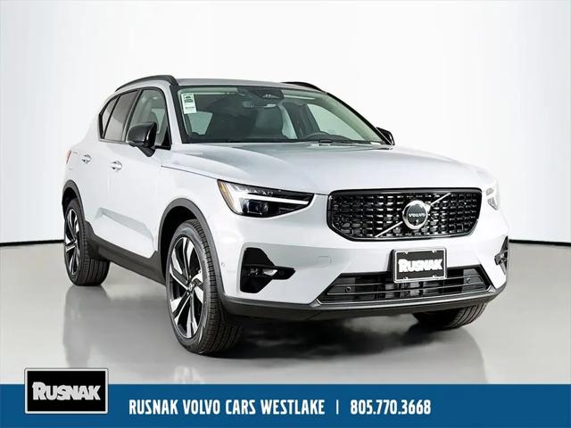 2026 Volvo XC40 Plus, B5 AWD Gas (mild hybrid), Dark for sale in Thousand Oaks, CA
