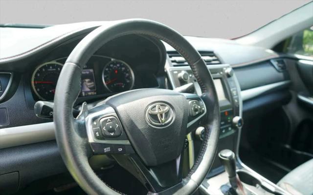 2015 Toyota Camry SE