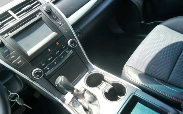 2015 Toyota Camry SE