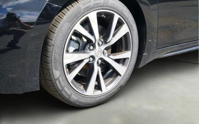 2017 Nissan Maxima 3.5 Platinum