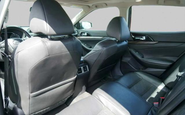 2017 Nissan Maxima 3.5 Platinum