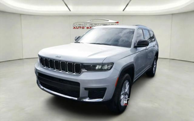 2023 Jeep Grand Cherokee L Laredo 4x2 for sale in Lake Worth, FL