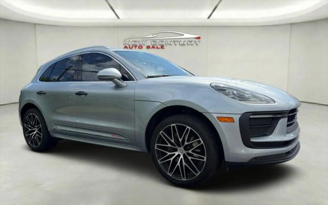 2022 Porsche Macan Base