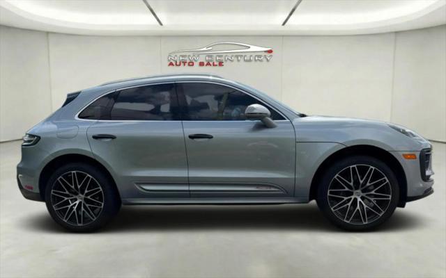 2022 Porsche Macan Base
