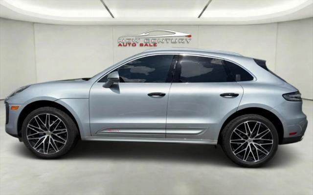 2022 Porsche Macan Base