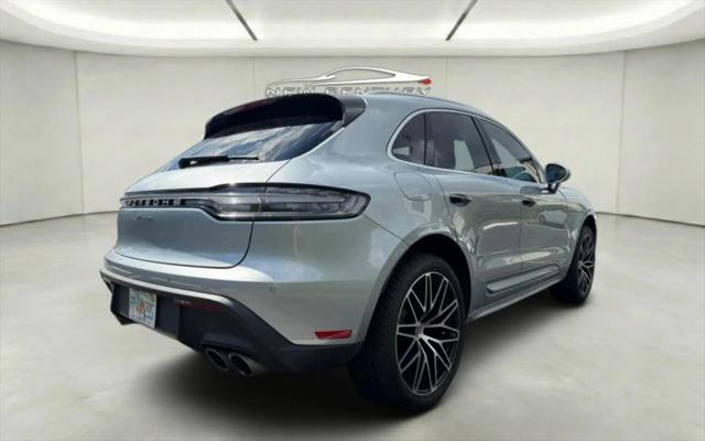 2022 Porsche Macan Base