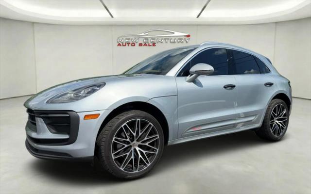 2022 Porsche Macan Base