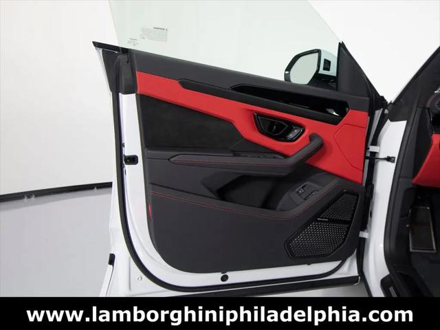 2024 Lamborghini Urus S