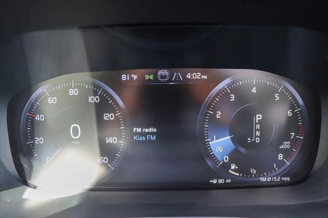 2021 Volvo XC60 T6 Momentum