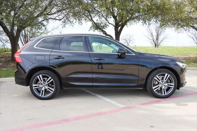 2021 Volvo XC60 T6 Momentum