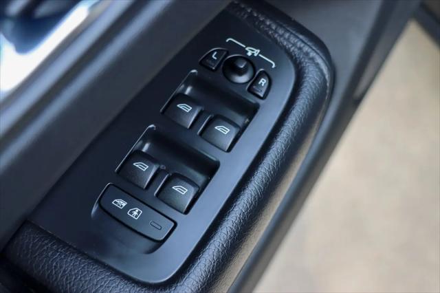 2021 Volvo XC60 T6 Momentum