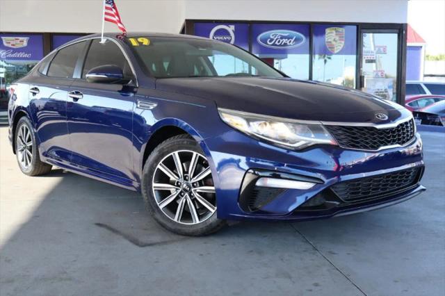 2019 Kia Optima LX