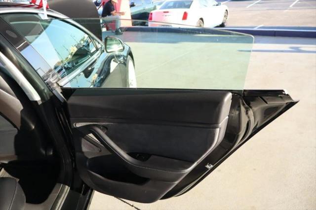 2019 Tesla Model 3 Performance