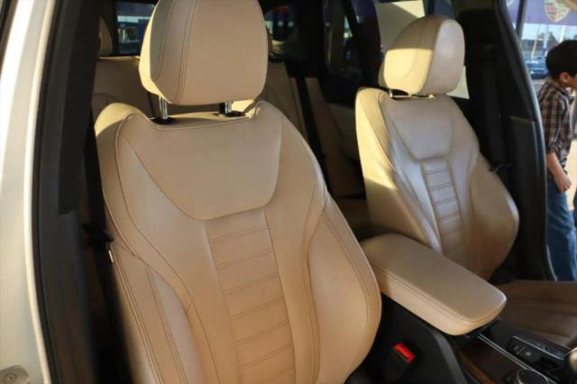 2019 BMW X3 M40i
