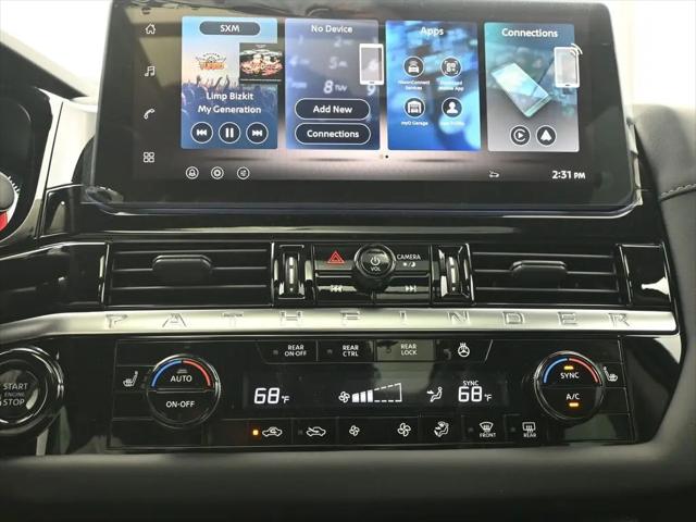 2026 Nissan Pathfinder SL