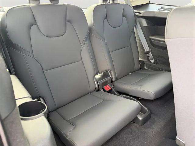 2026 Volvo XC90 Plus, B6 AWD Gas (mild hybrid), Gasoline, Bright, 7 Seats