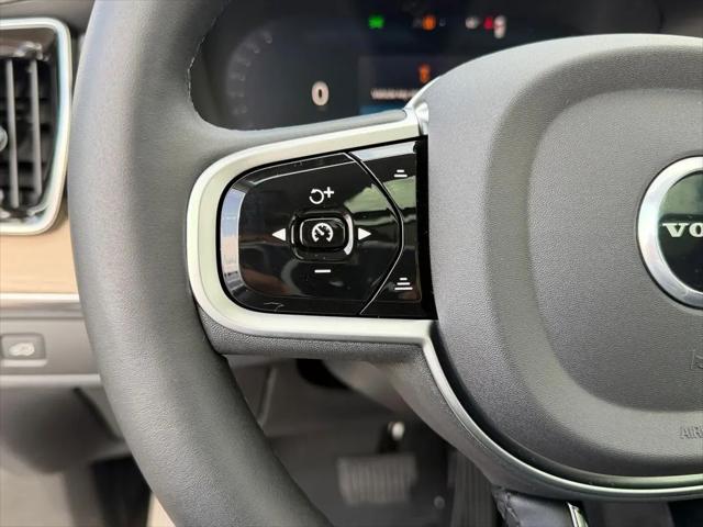 2026 Volvo XC90 Plus, B6 AWD Gas (mild hybrid), Gasoline, Bright, 7 Seats