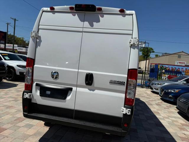 2025 Ram ProMaster 2500 Cargo Van Tradesman High Roof 159" WB w/Pass Seat