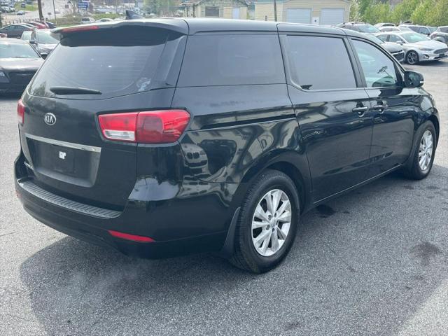 2016 Kia Sedona L