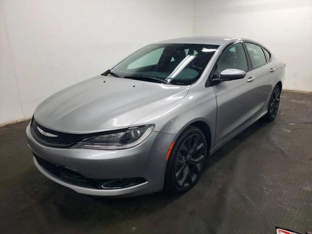 2015 Chrysler 200 S for sale near Fairfield, OH